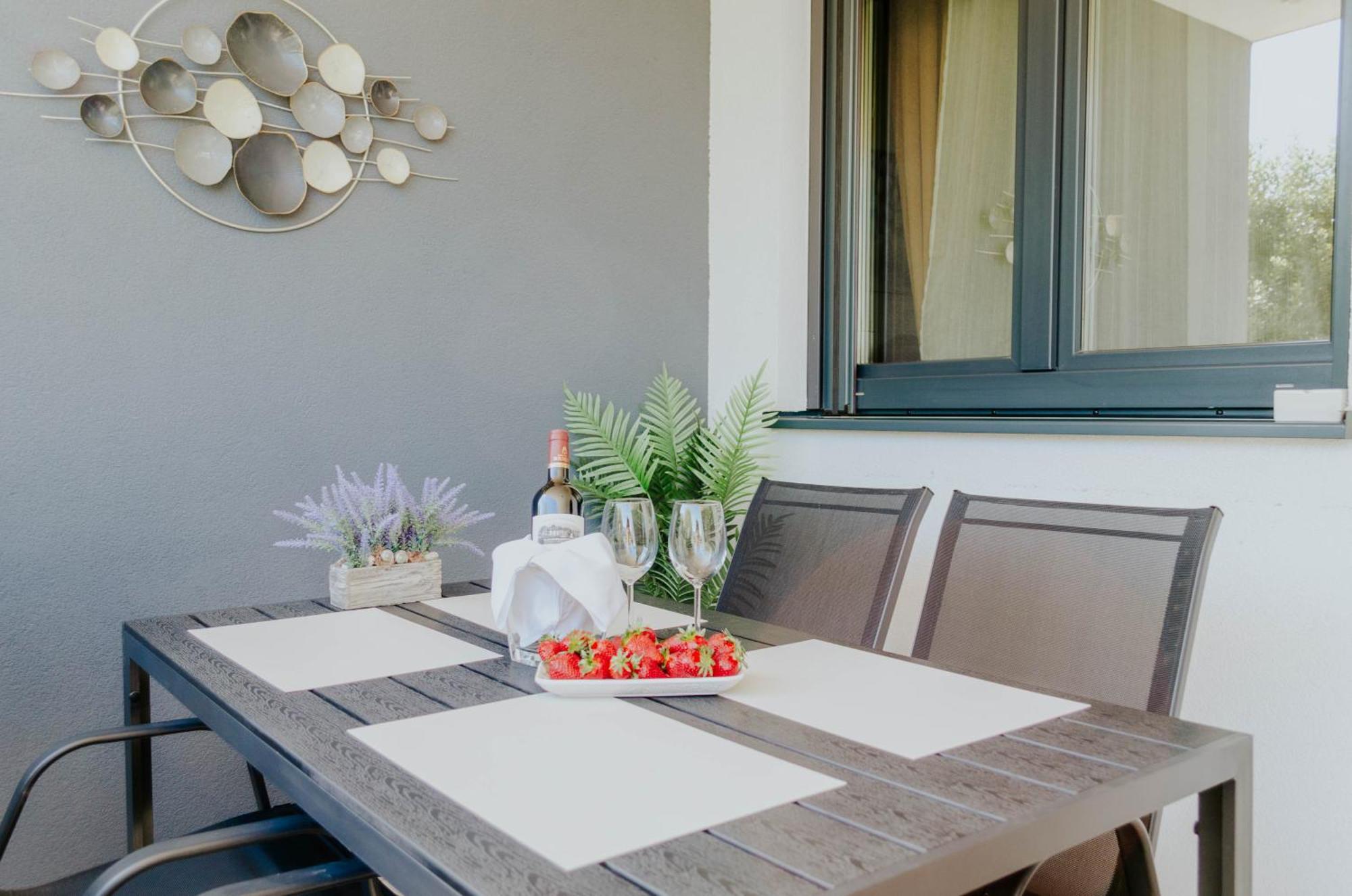 La Dolce Vita Apartment Trogir Eksteriør bilde